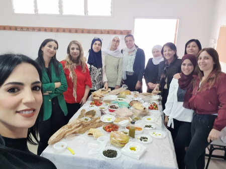 ليست مجرّد لمّة زيتون وزعتر..